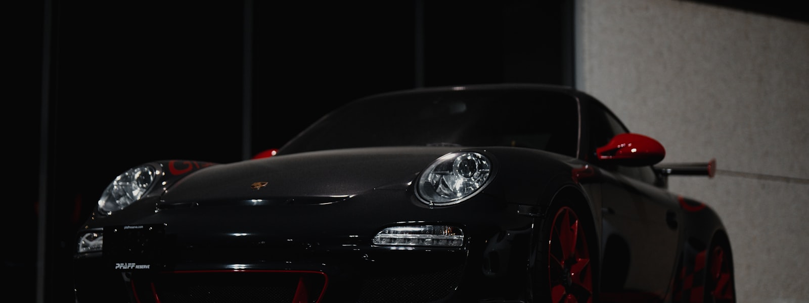 porsche-render header
